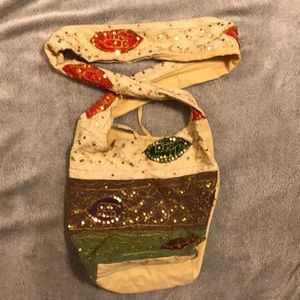 Crossbody boho bag w/ sequins
